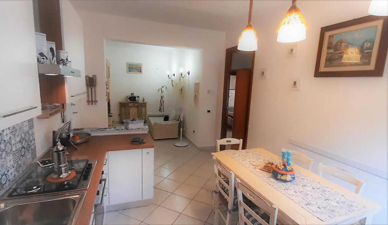 Apartment Appartamento Claudi A San Vincenzo Italy